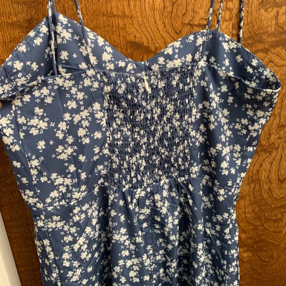 Blue Floral A-Shape Midi Dress - Picture 5 of 7